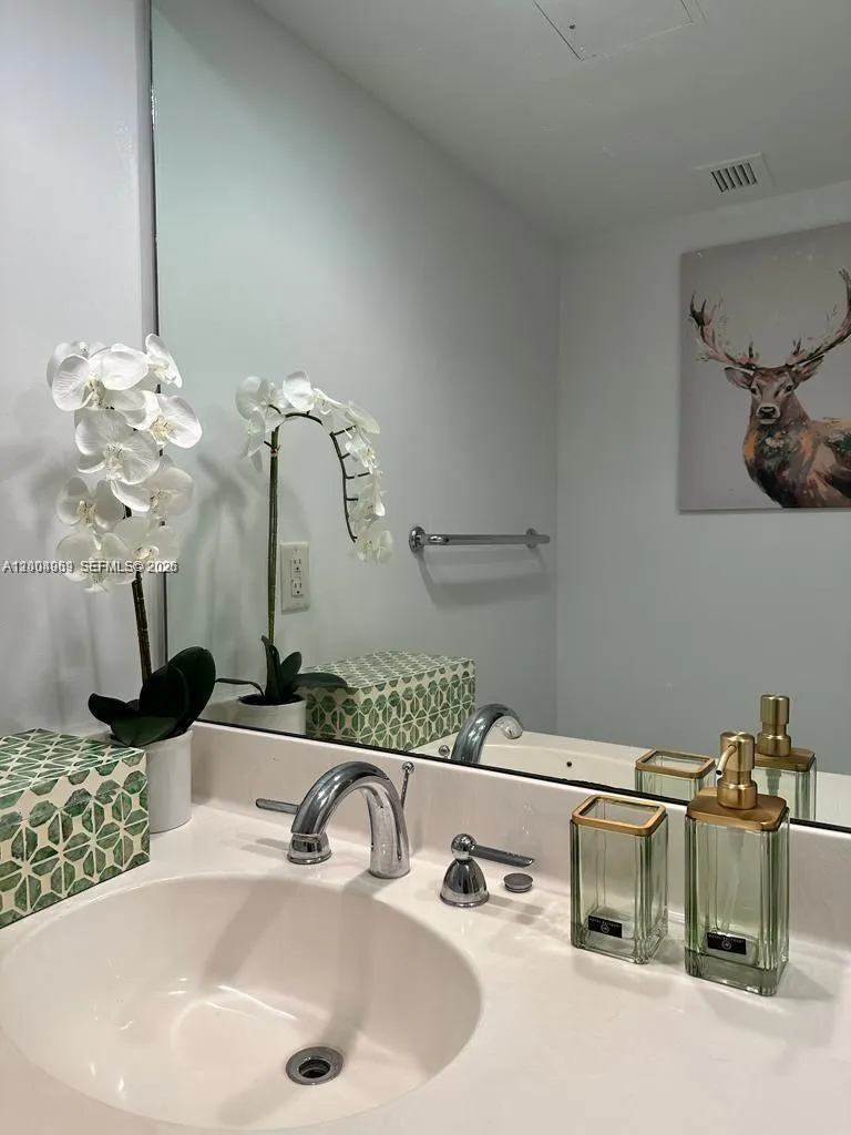 3000 S Ocean Dr #414 Hollywood, FL 33019