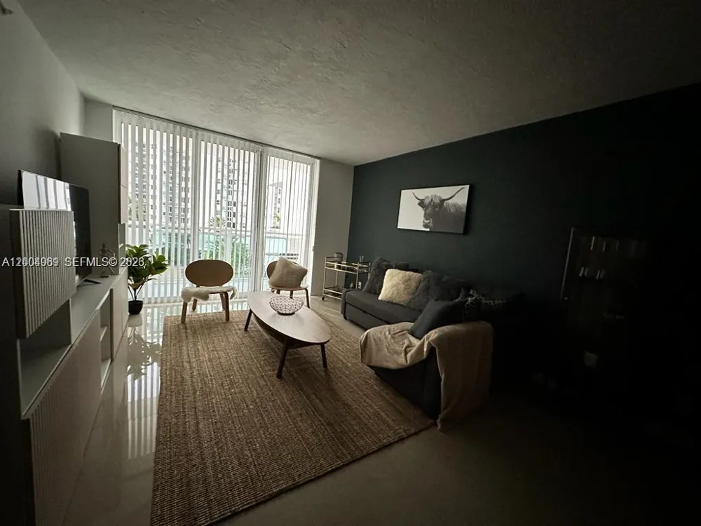 3000 S Ocean Dr #414 Hollywood, FL 33019