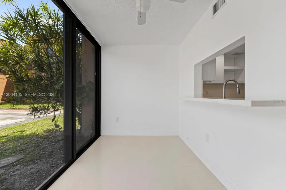 9440 W Flagler St #106 Miami, FL 33174