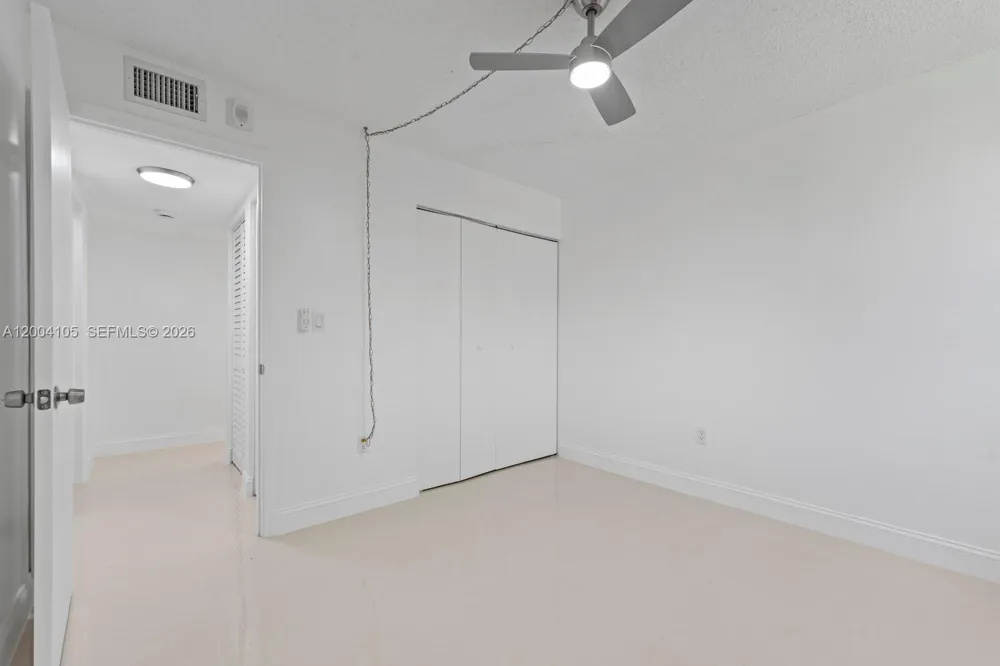9440 W Flagler St #106 Miami, FL 33174