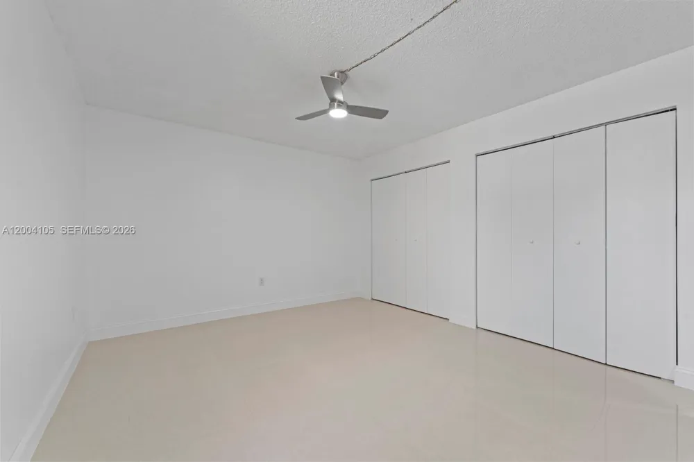 9440 W Flagler St #106 Miami, FL 33174