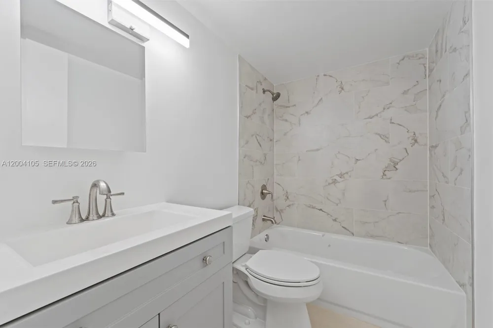 9440 W Flagler St #106 Miami, FL 33174