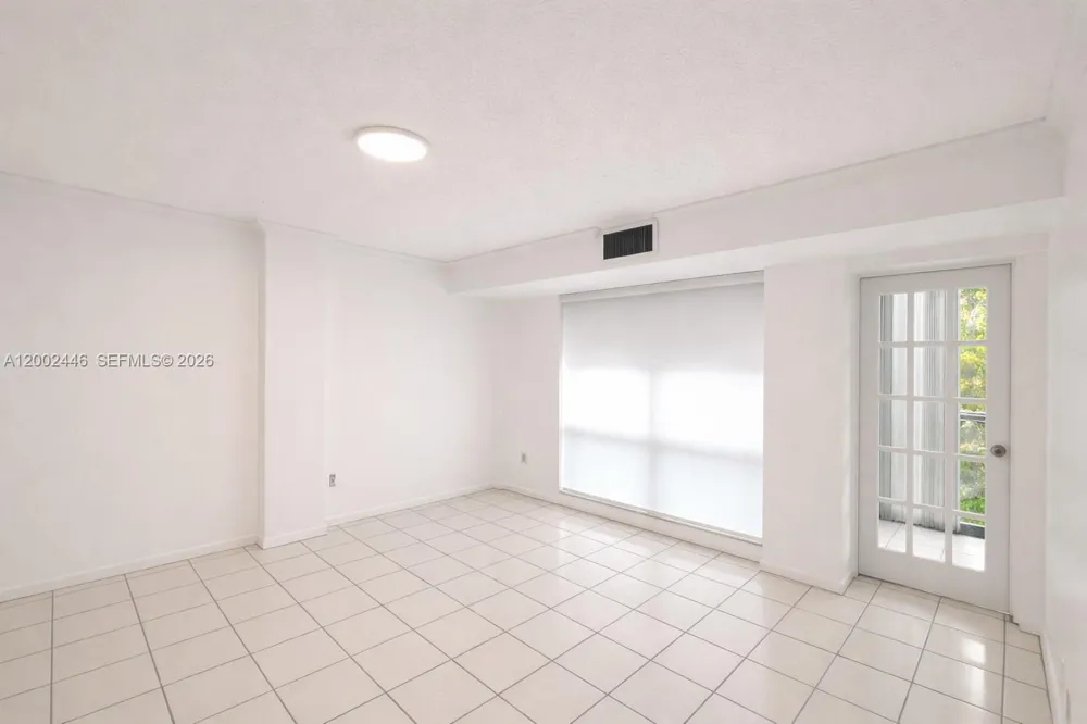 77 Crandon Blvd #3C Key Biscayne, FL 33149