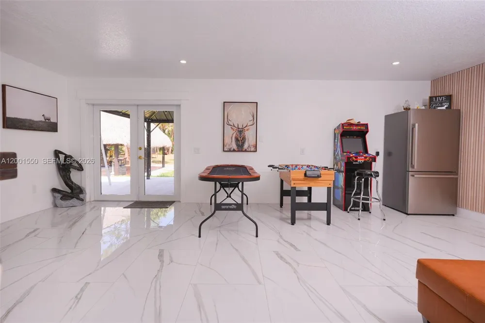 25401 SW 86th St Indian Town, FL 34956