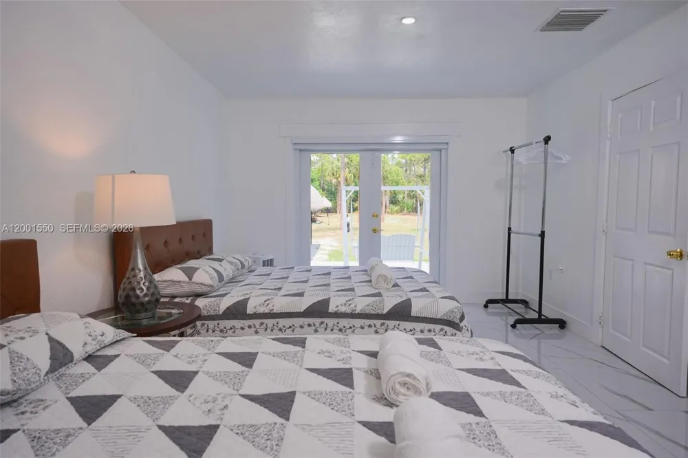 25401 SW 86th St Indian Town, FL 34956