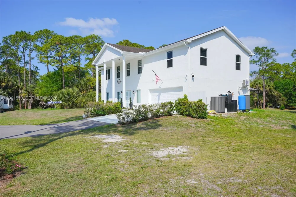 25401 SW 86th St Indian Town, FL 34956
