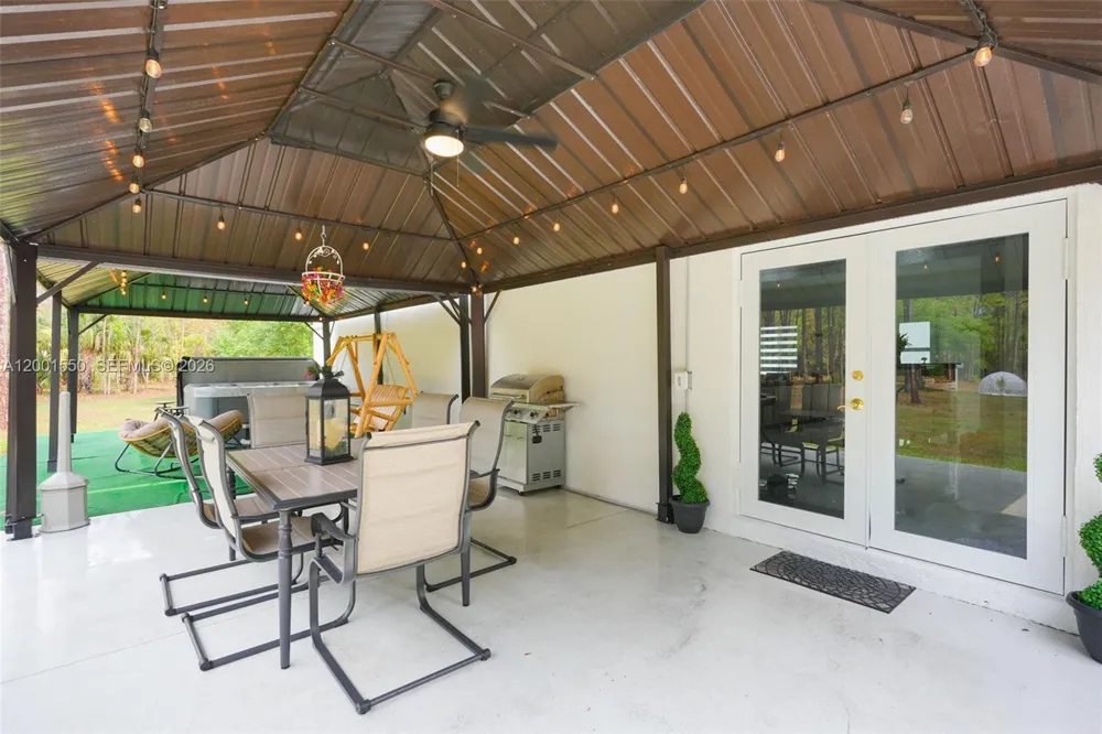 25401 SW 86th St Indian Town, FL 34956