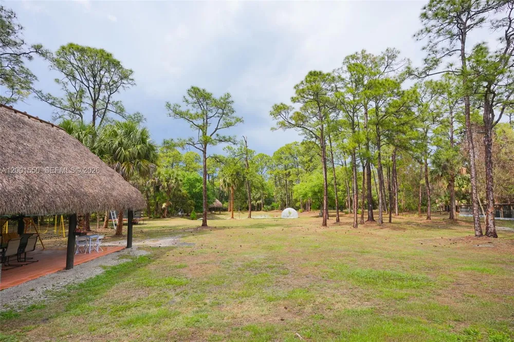 25401 SW 86th St Indian Town, FL 34956