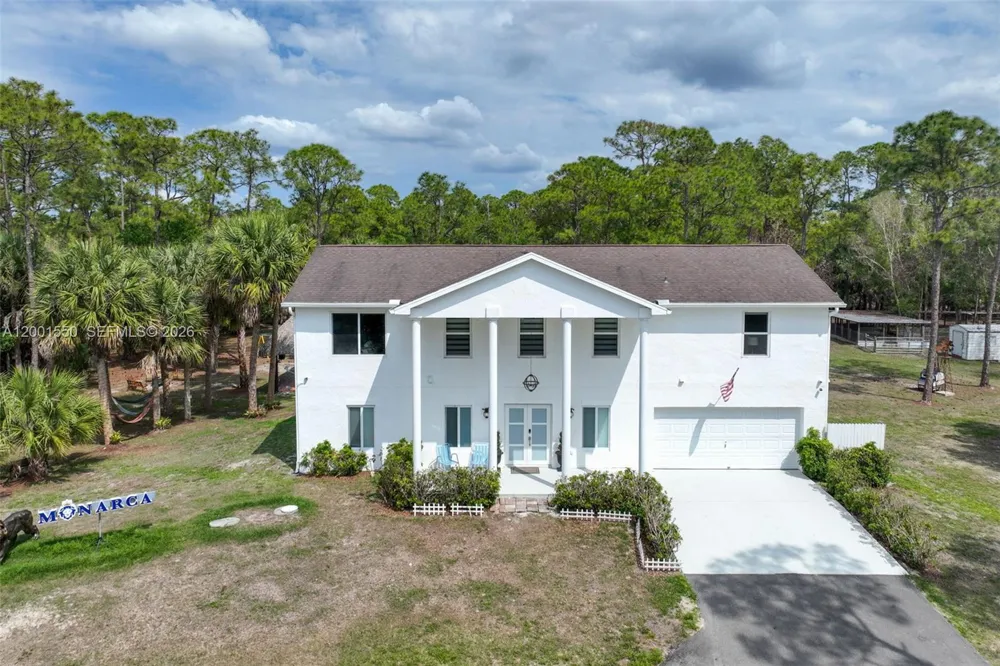 25401 SW 86th St Indian Town, FL 34956