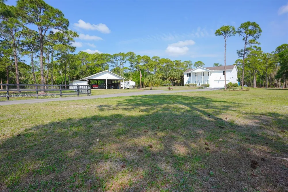 25401 SW 86th St Indian Town, FL 34956