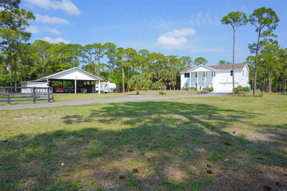 25401 SW 86th St Indian Town, FL 34956