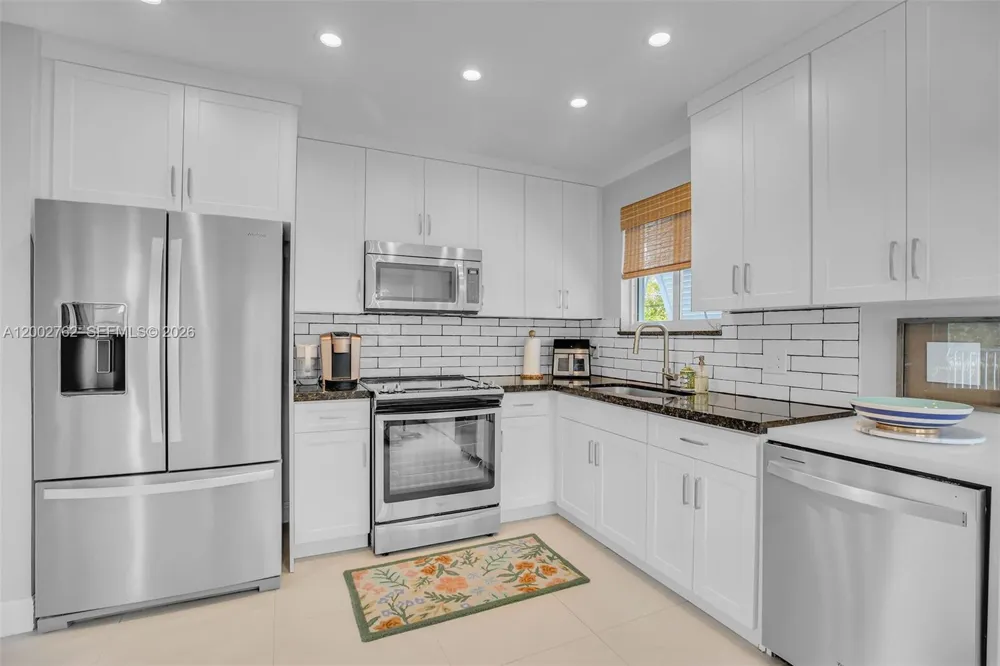 128 Dove Ave Tavernier, FL 33070