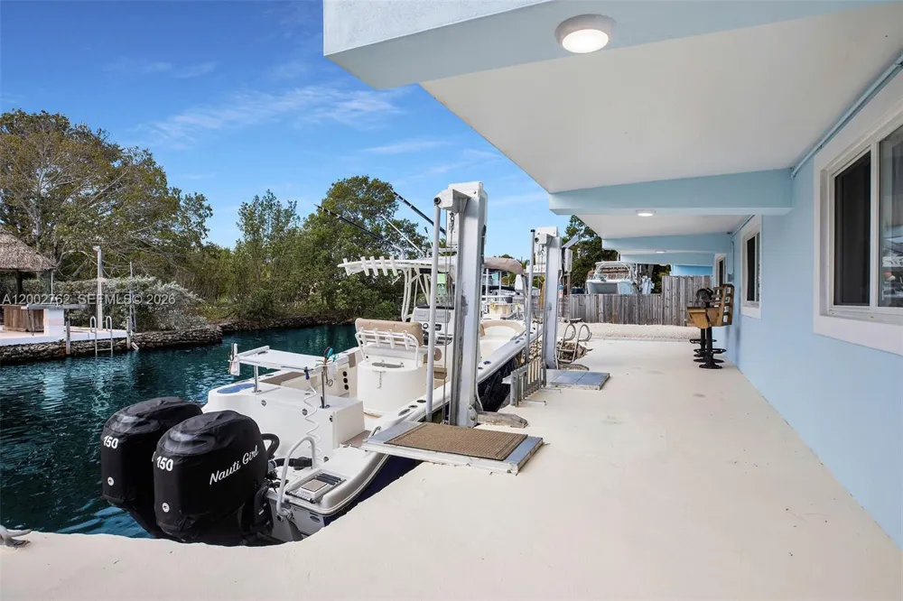 128 Dove Ave Tavernier, FL 33070