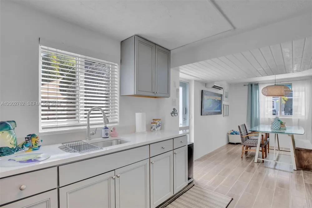 128 Dove Ave Tavernier, FL 33070