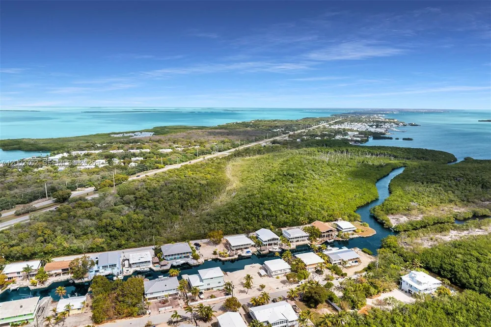 128 Dove Ave Tavernier, FL 33070