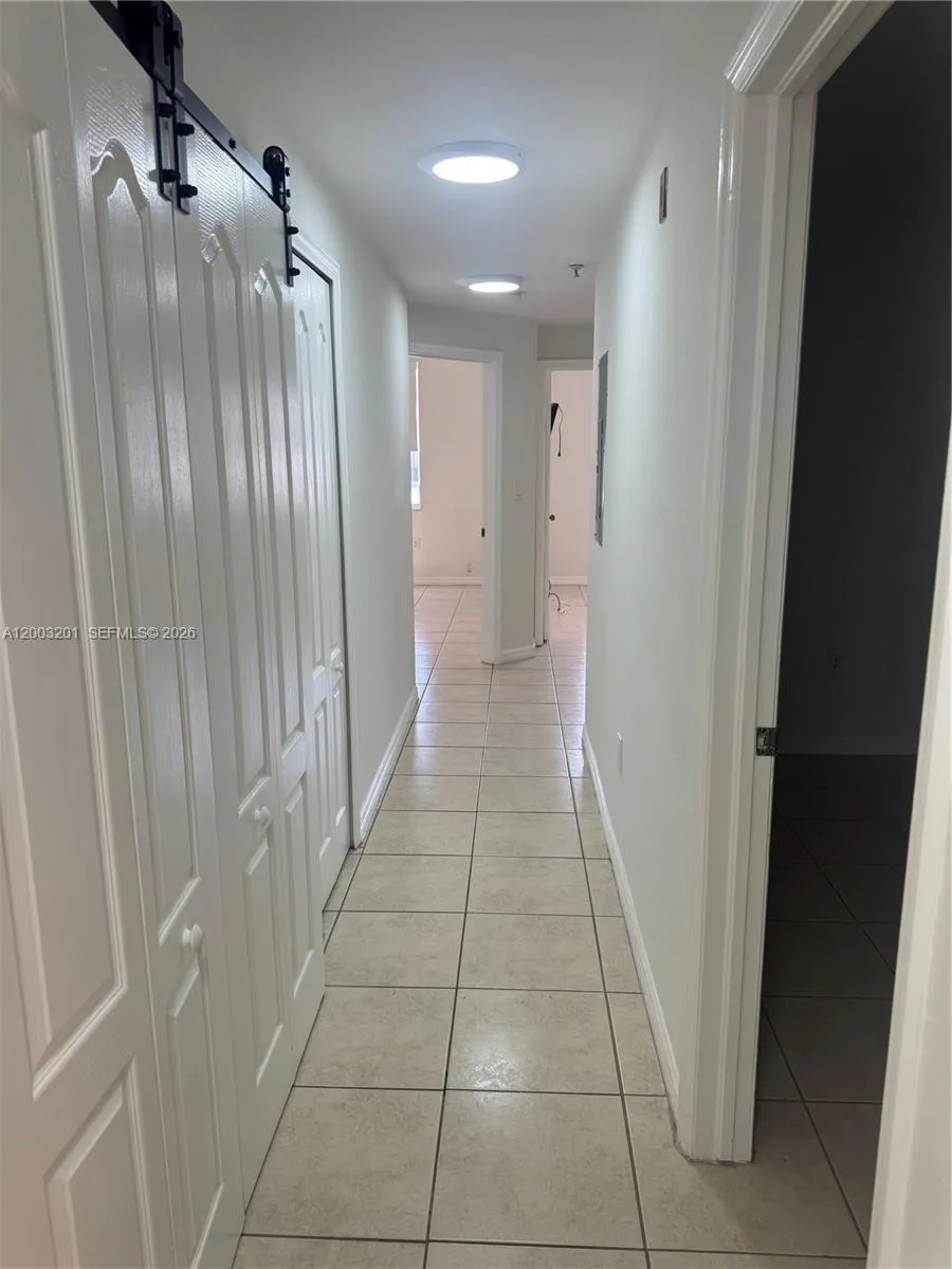 8826 W Flagler St #102 Miami, FL 33174