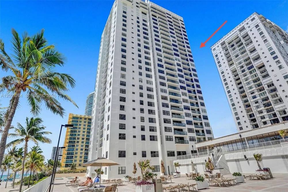 2301 S Ocean Dr #1705 Hollywood, FL 33019