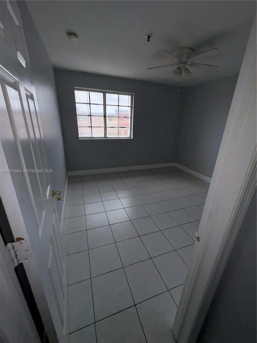 12035 SW 14th St #105 Miami, FL 33184