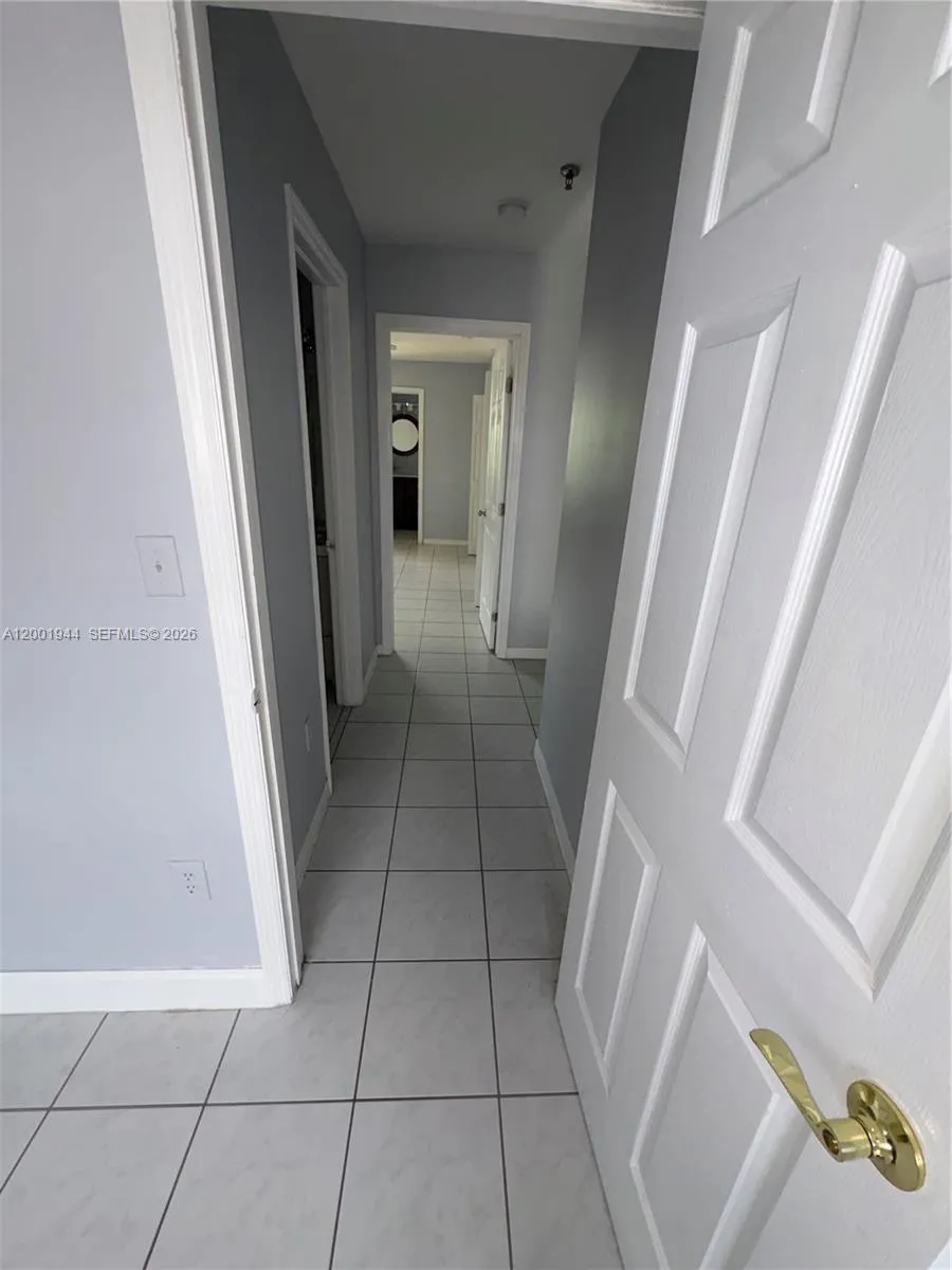 12035 SW 14th St #105 Miami, FL 33184