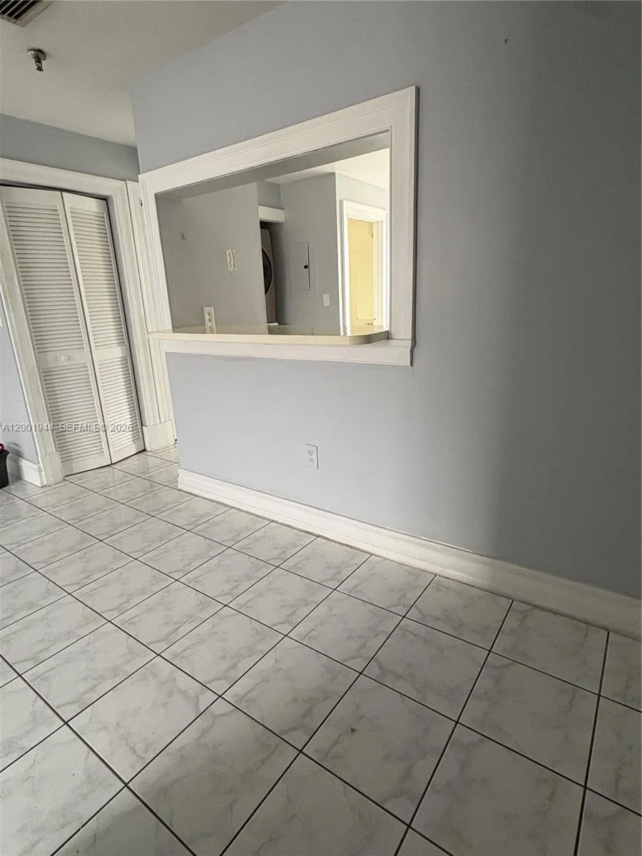 12035 SW 14th St #105 Miami, FL 33184
