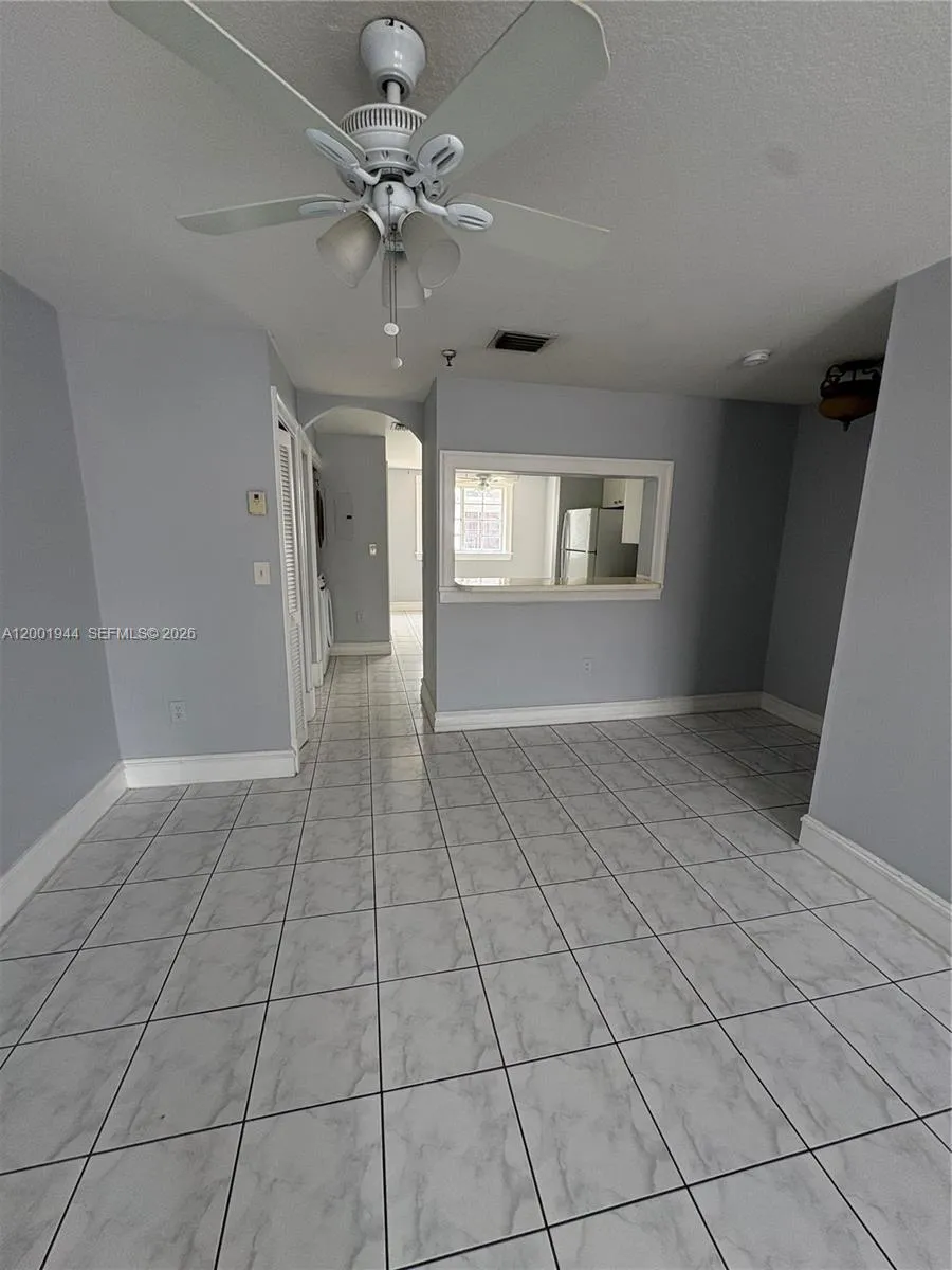 12035 SW 14th St #105 Miami, FL 33184