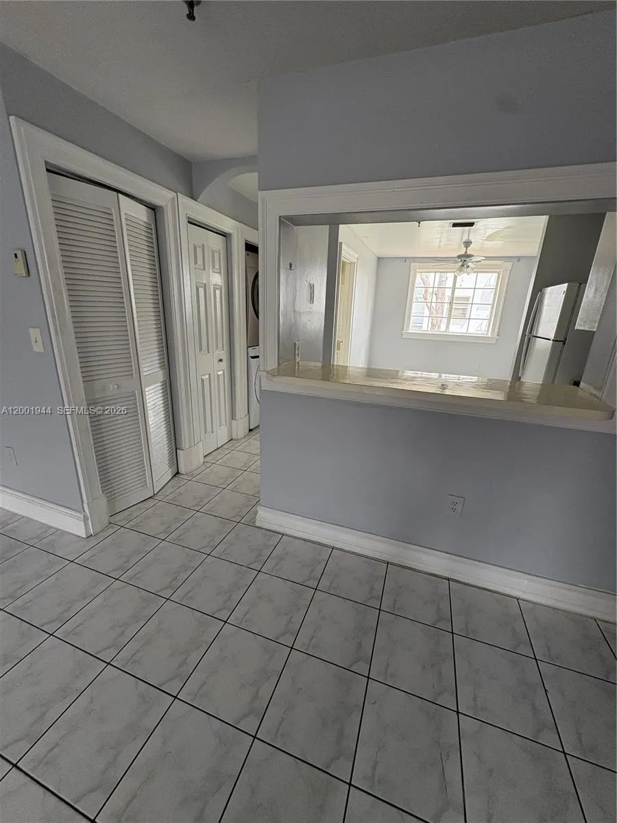12035 SW 14th St #105 Miami, FL 33184