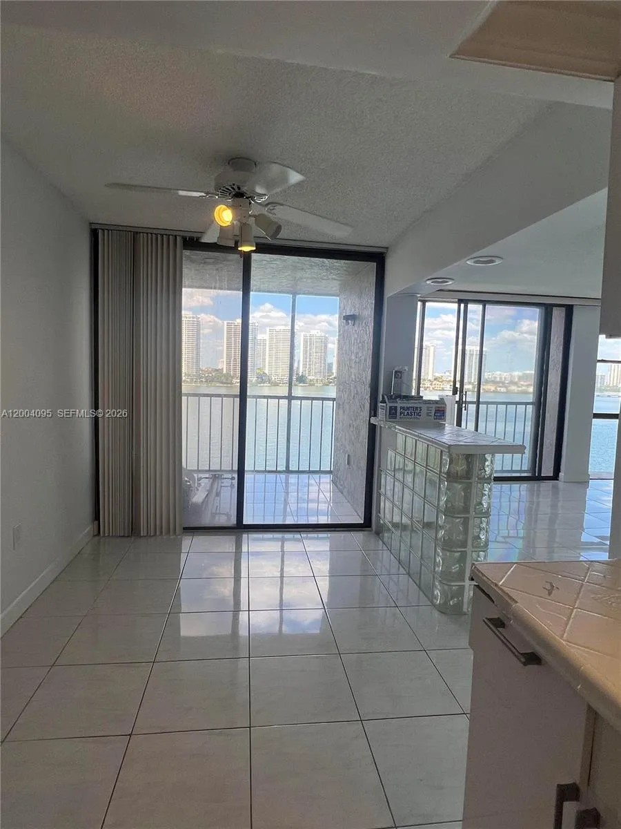17500 Bay Rd #S907 Sunny Isles Beach, FL 33160