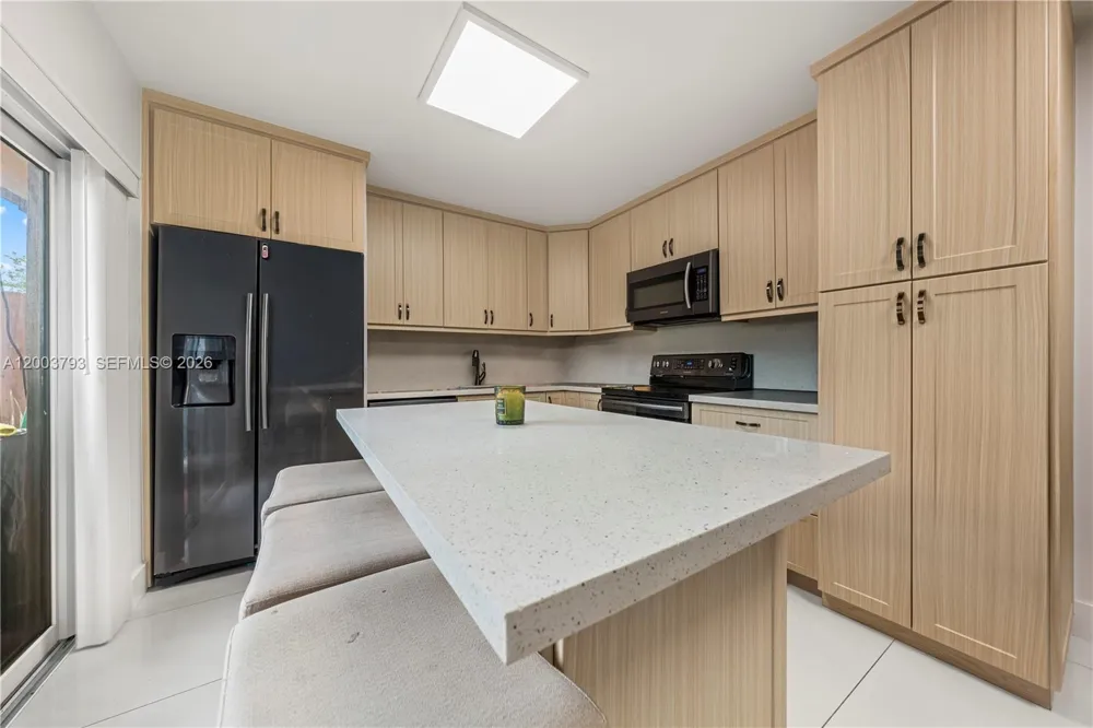 4089 Forest Hill Dr Cooper City, FL 33026