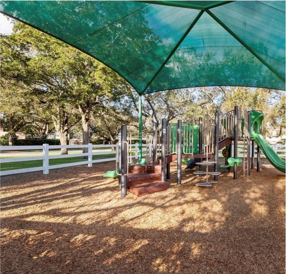 4089 Forest Hill Dr Cooper City, FL 33026