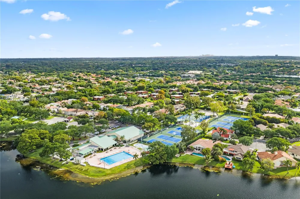 4089 Forest Hill Dr Cooper City, FL 33026