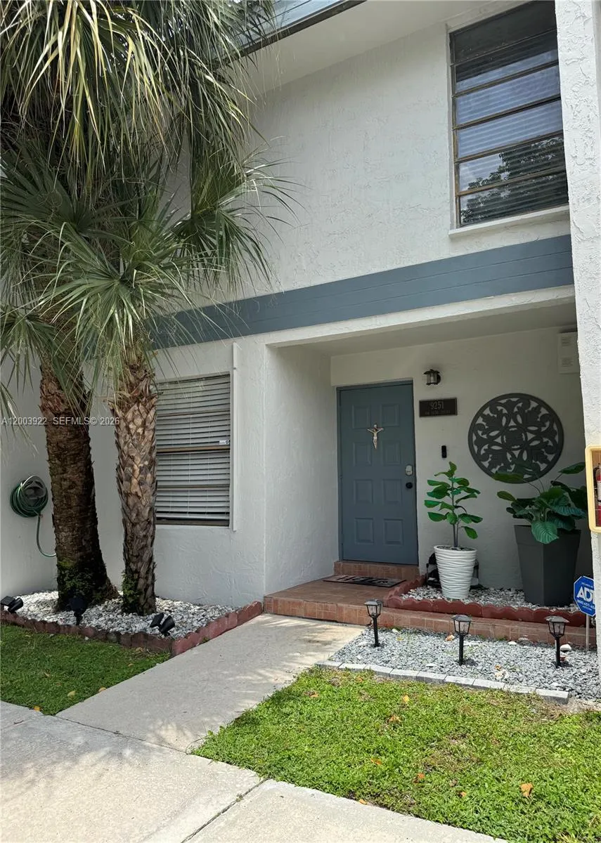 9251 NW 14th Ct #257 Pembroke Pines, FL 33024