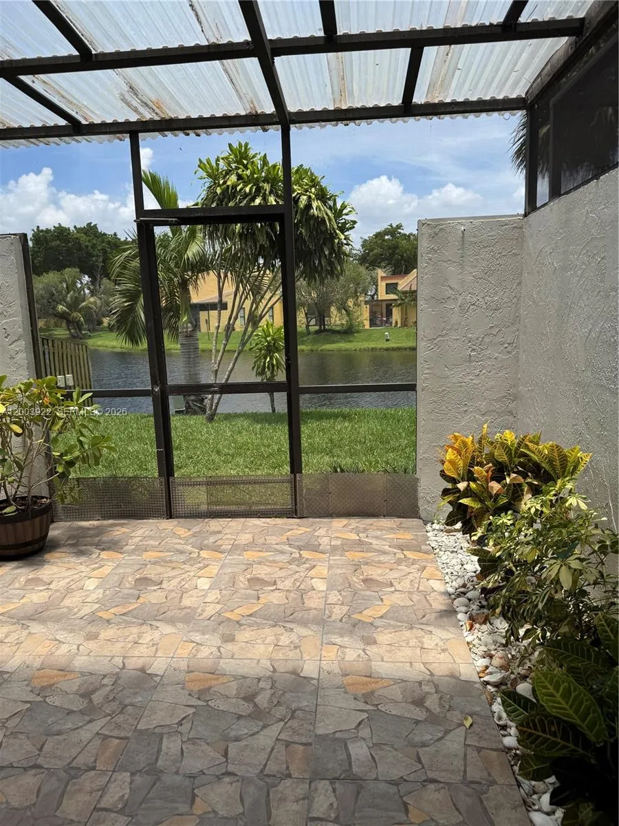 9251 NW 14th Ct #257 Pembroke Pines, FL 33024