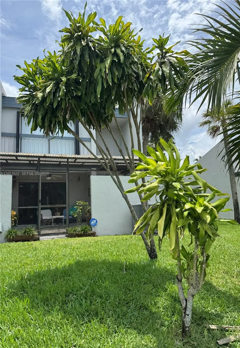 9251 NW 14th Ct #257 Pembroke Pines, FL 33024