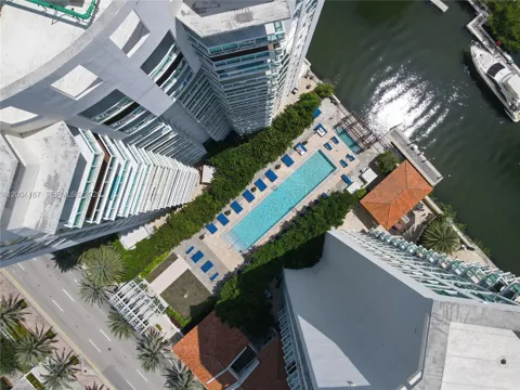 150 Sunny Isles Blvd #1-1603