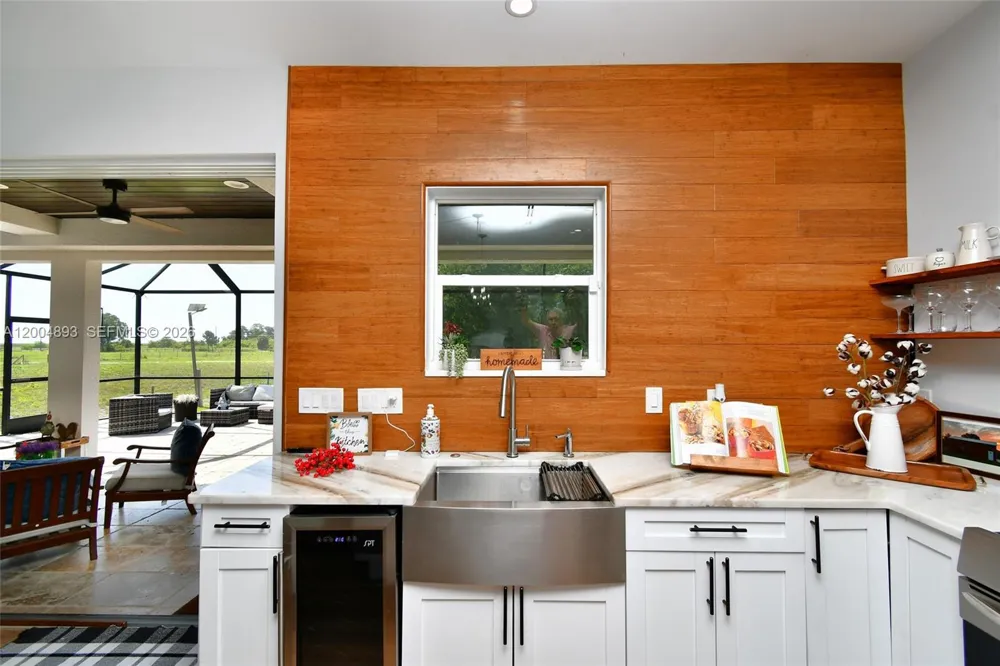 7655 17th Place La Belle, FL 33935