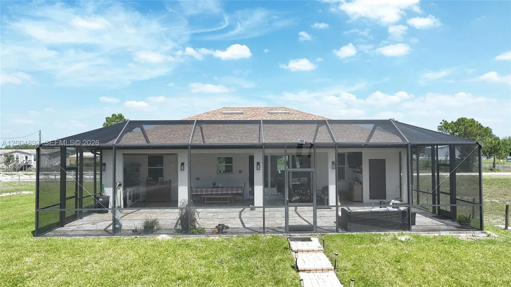 7655 17th Place La Belle, FL 33935