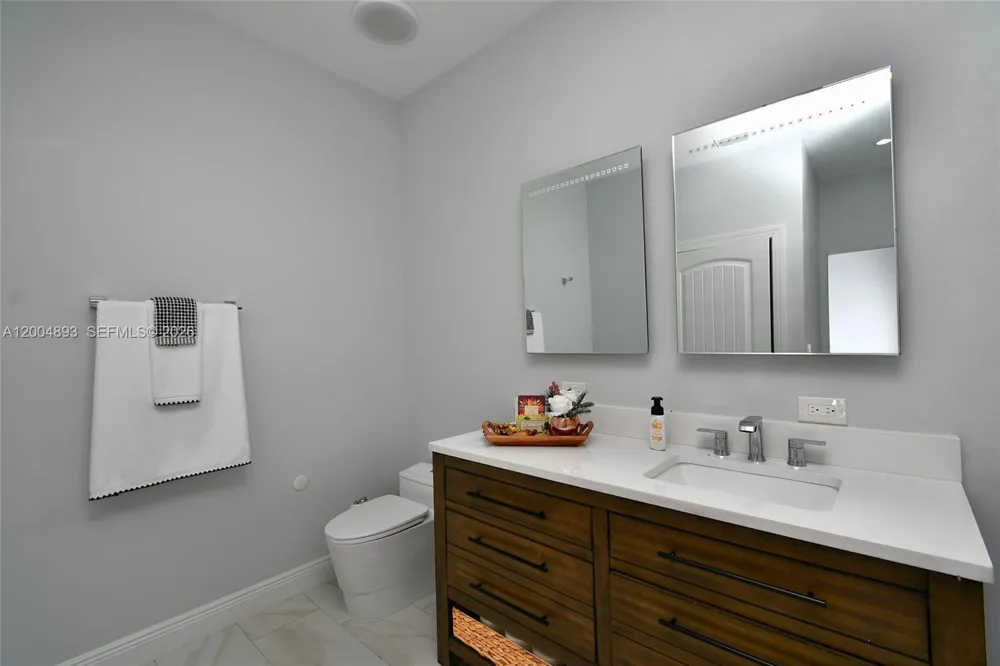 7655 17th Place La Belle, FL 33935
