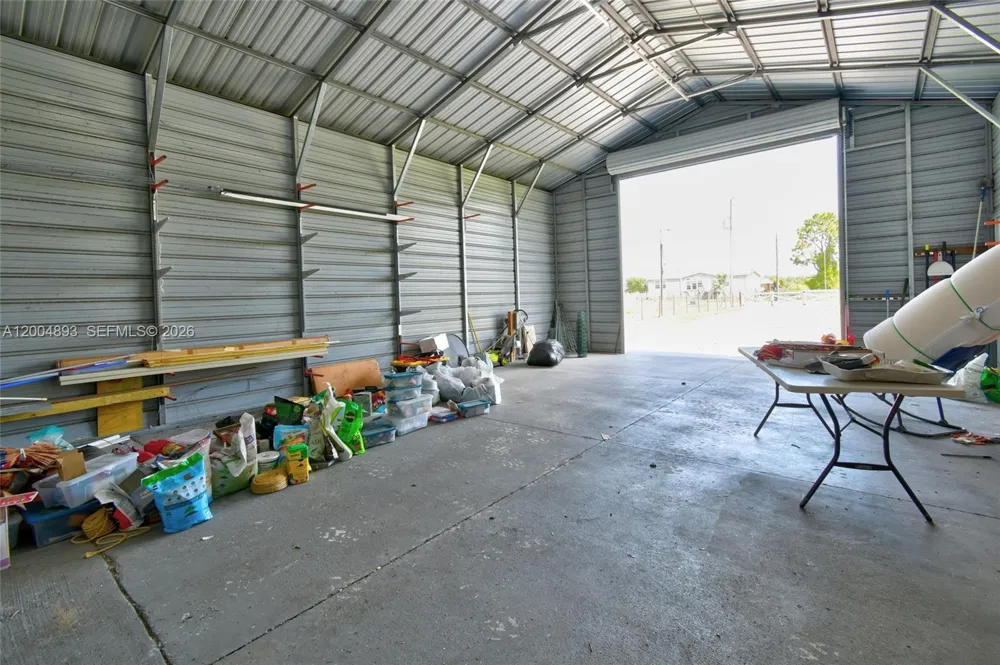 7655 17th Place La Belle, FL 33935