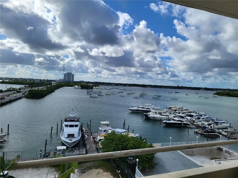 7904 West Dr #602 North Bay Village, FL 33141