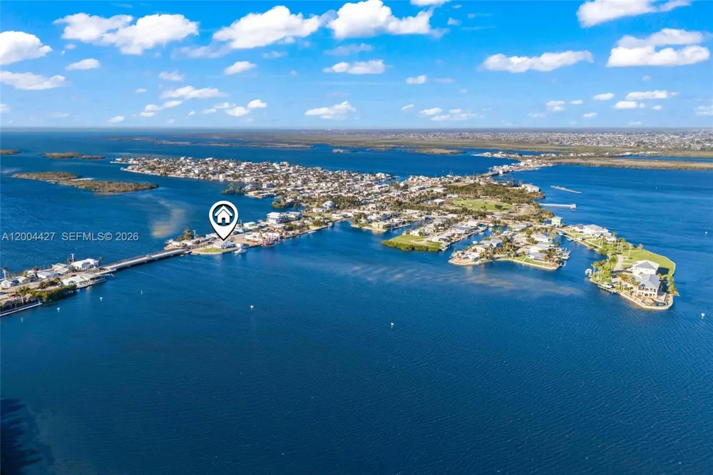 4767 Pine Island RD NW Matlacha, FL 33993