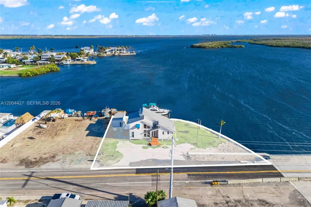 4767 Pine Island RD NW Matlacha, FL 33993