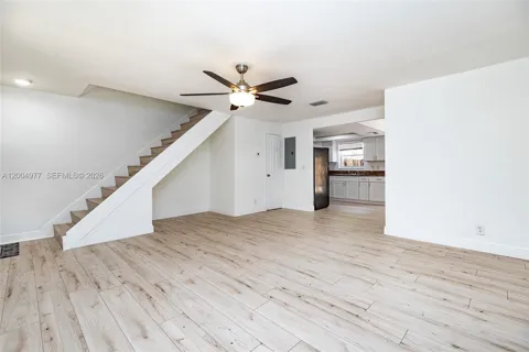 7920 Kimberly Blvd #305