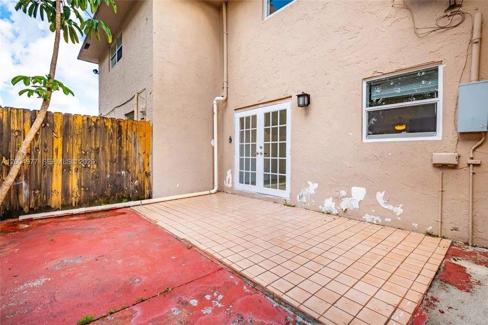 7920 Kimberly Blvd #305 North Lauderdale, FL 33068