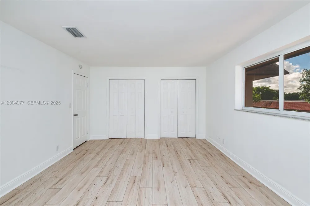 7920 Kimberly Blvd #305 North Lauderdale, FL 33068
