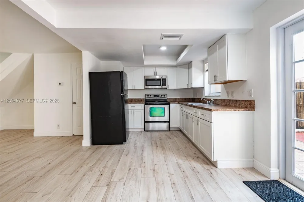 7920 Kimberly Blvd #305 North Lauderdale, FL 33068