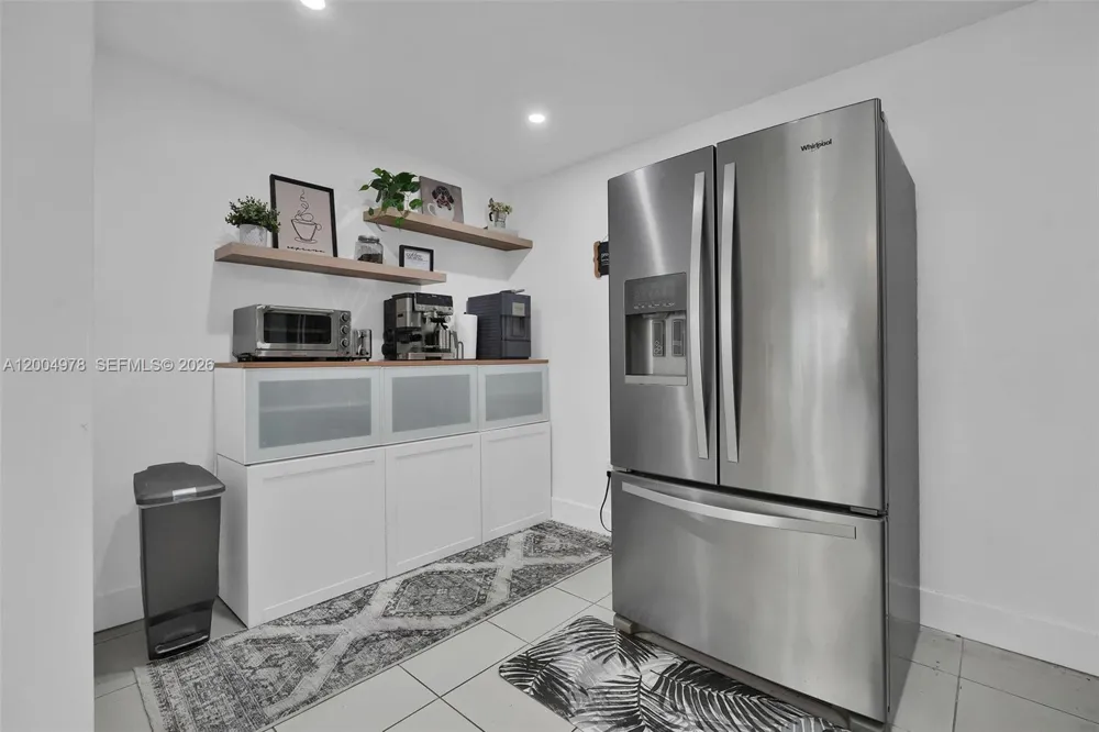 15540 SW 152nd Ter Miami, FL 33187