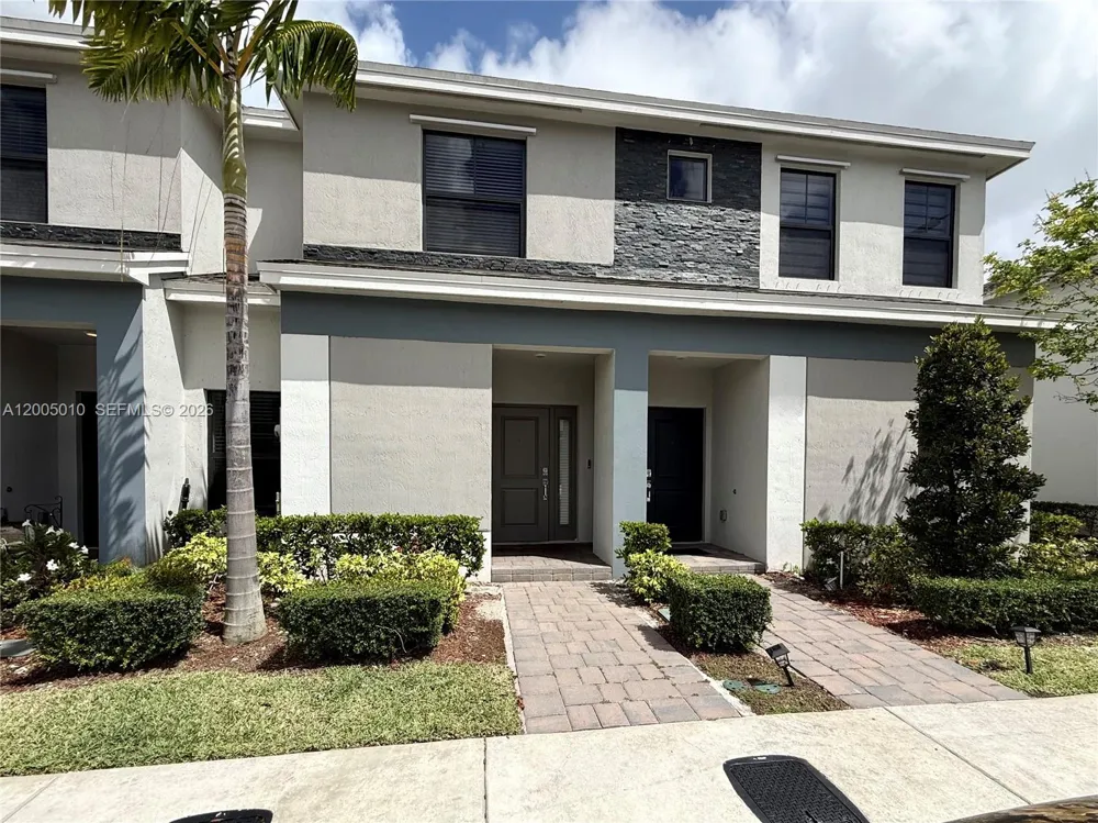 529 NE 1st Dr Florida City, FL 33034