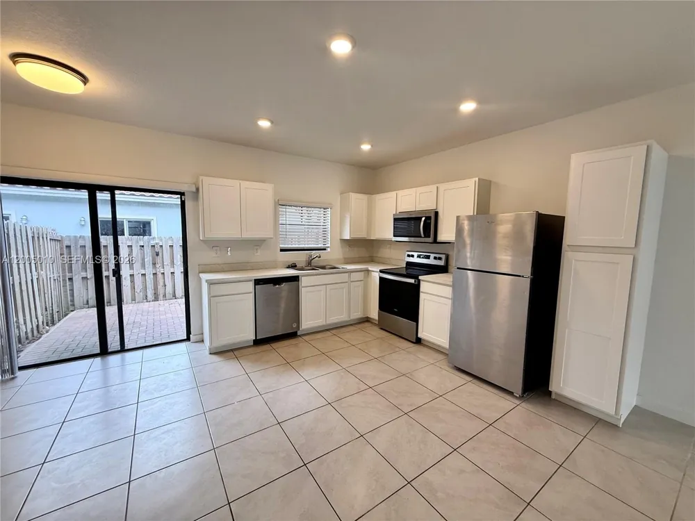 529 NE 1st Dr Florida City, FL 33034
