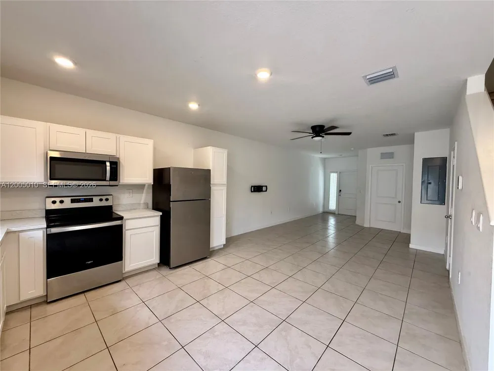529 NE 1st Dr Florida City, FL 33034