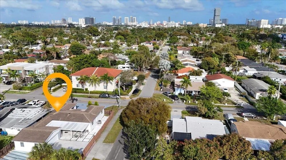 740 SW 7th Ave Hallandale Beach, FL 33009